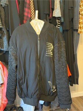 Vintage 2010 rock smith bomber